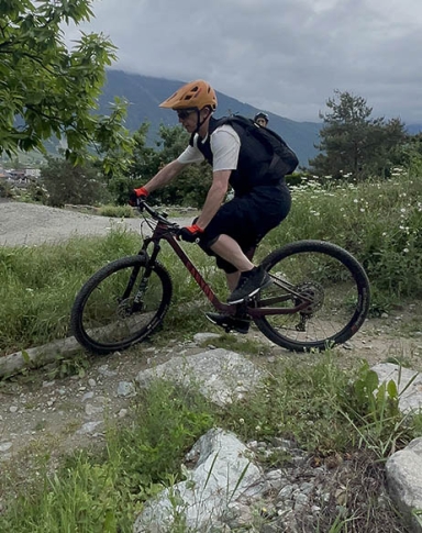 MTB coaching with a professional instructor in Switzerland