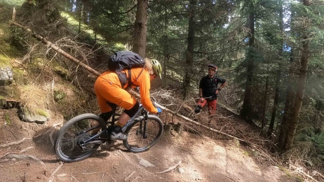 MTB coaching with a professional instructor in Switzerland