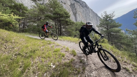 Navettes enduro en Valais