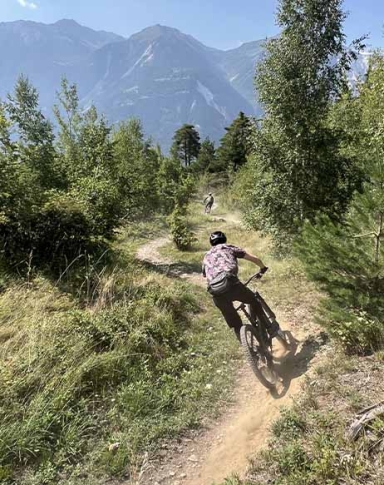 Navettes enduro en Haut-Valais