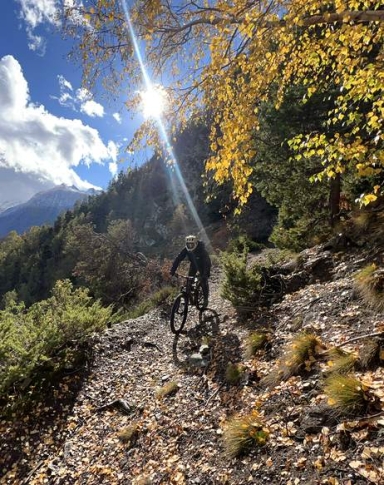 Navettes enduro en Haut-Valais