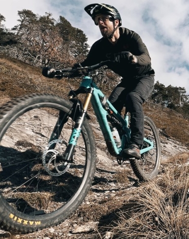 MTB coaching with a professional instructor in Switzerland