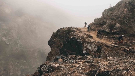 Mountainbike trip in Iran with a guide