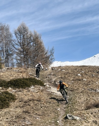 Navettes enduro en Haut-Valais