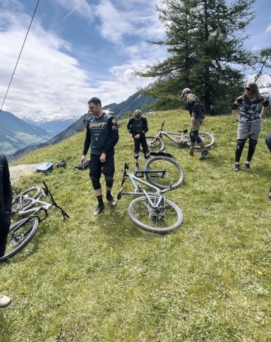 Navettes enduro en Valais