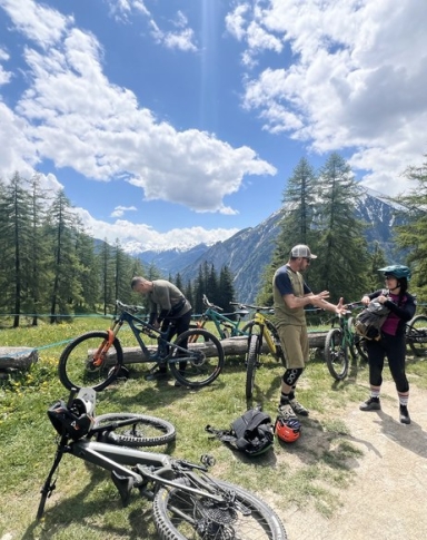Navettes enduro en Valais central