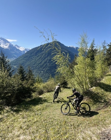 Navettes enduro en Valais